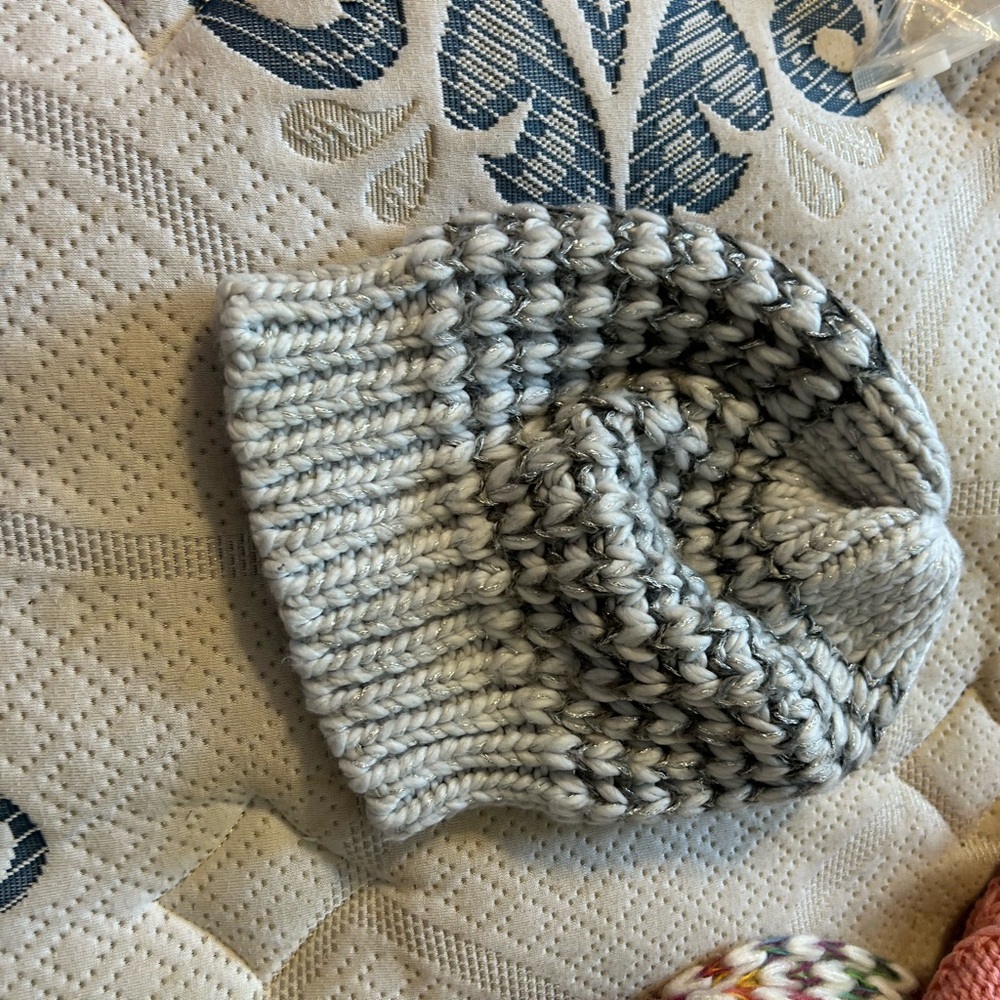 Chunky Knit Beanie in Gray and White